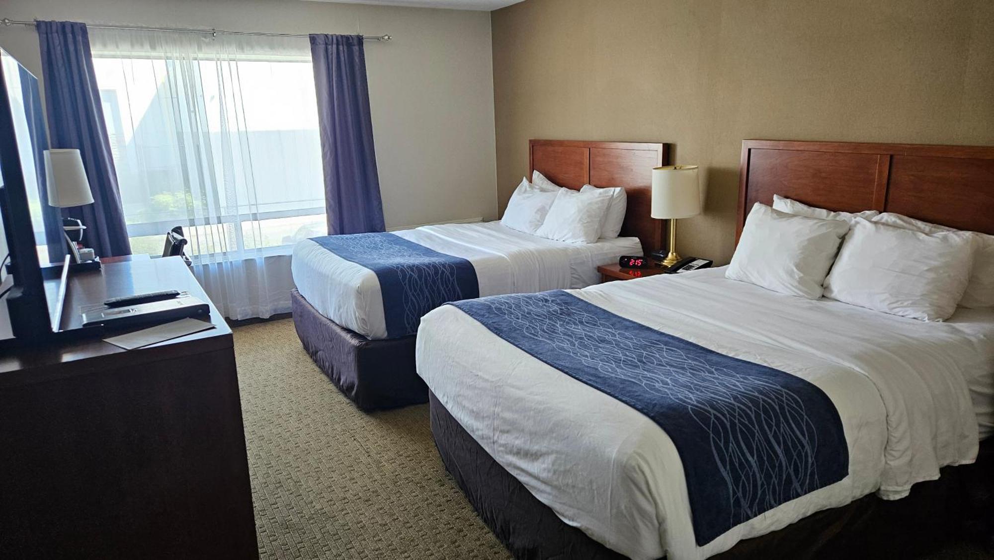 Comfort Inn Chilliwack Exterior photo